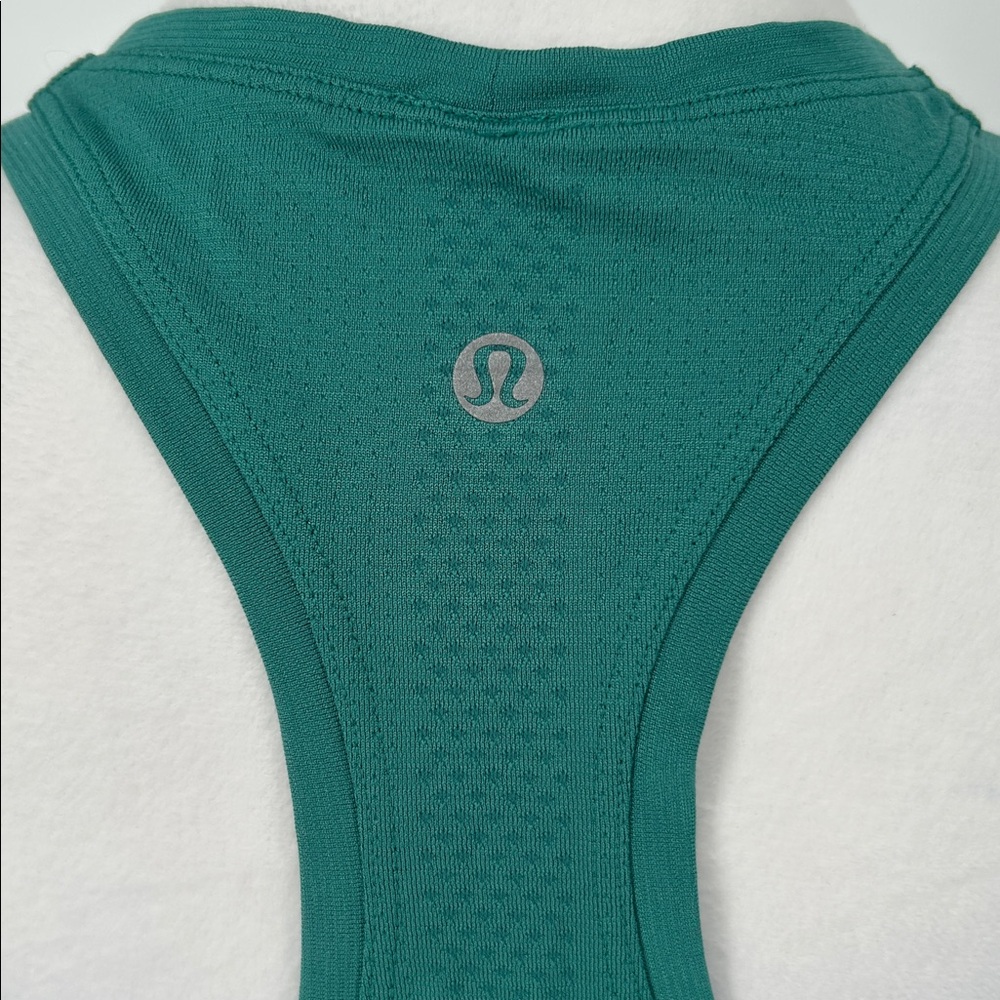 Lululemon Swiftly Tech Racerback Tank Top 2.0 teal color No Size - Picture 2 of 9